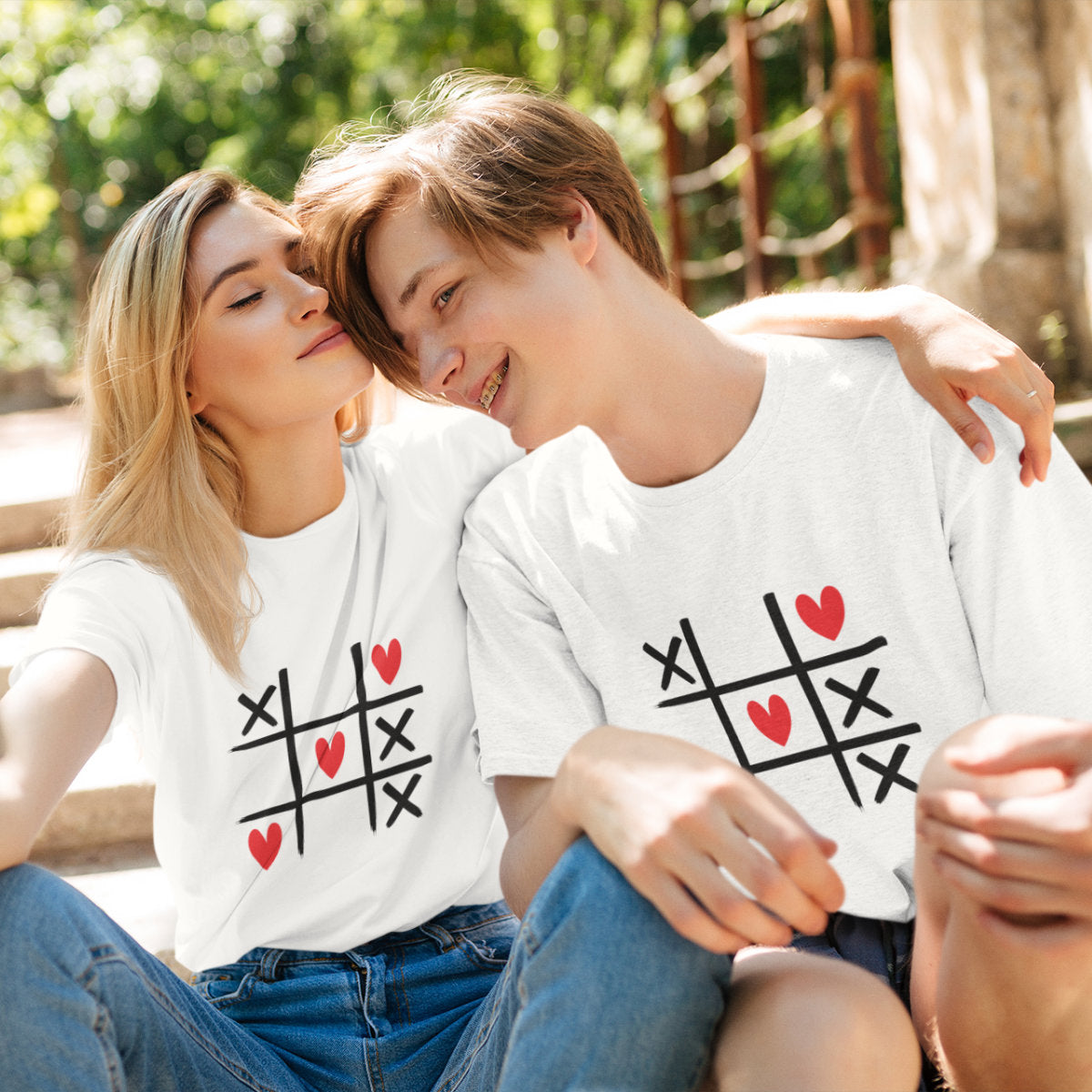 Valged unisex T-särgid paaridele „Südamekesed ja iksid“