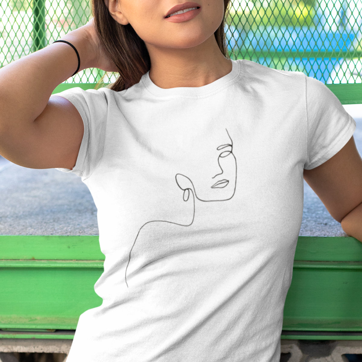 Valge UNISEX T-särk Tüdruk