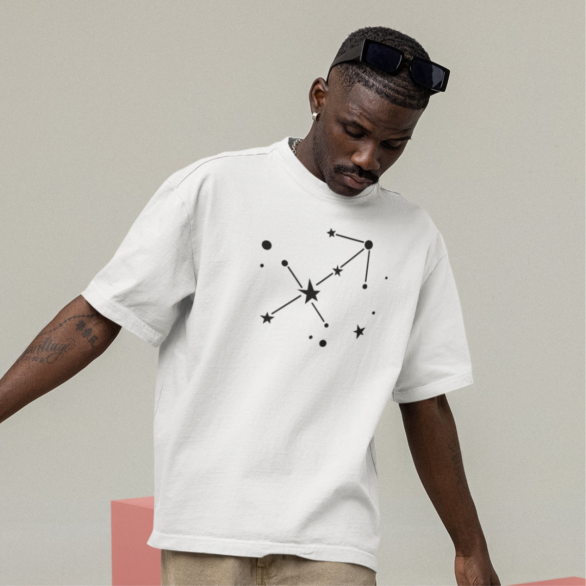 Valge UNISEX T-särk Tähtkuju Ambur