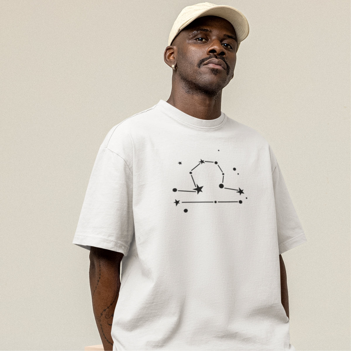 Valge UNISEX T-särk Tähtkuju Kaalud